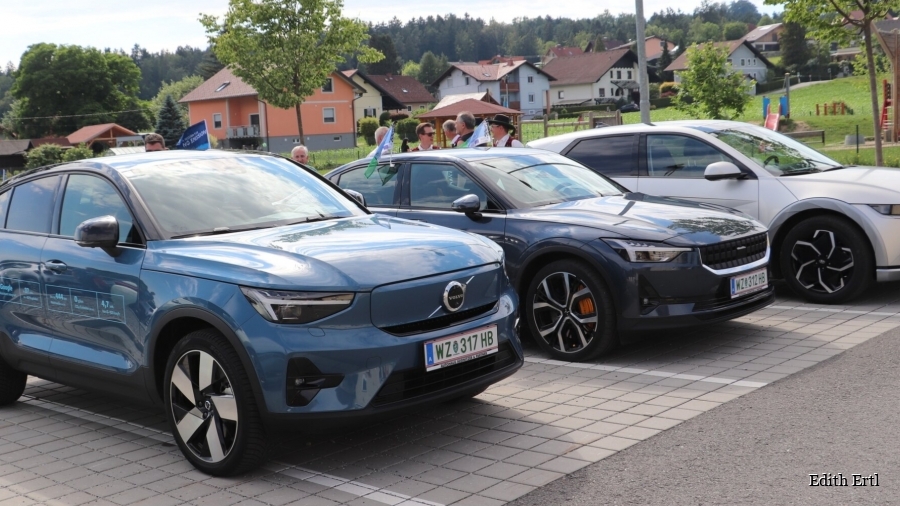 https://www.energie-erlebnisregion-huegelland.at/data/image/thumpnail/image.php?image=225/zuerst_at_roadshow1_article_4827_1.jpg